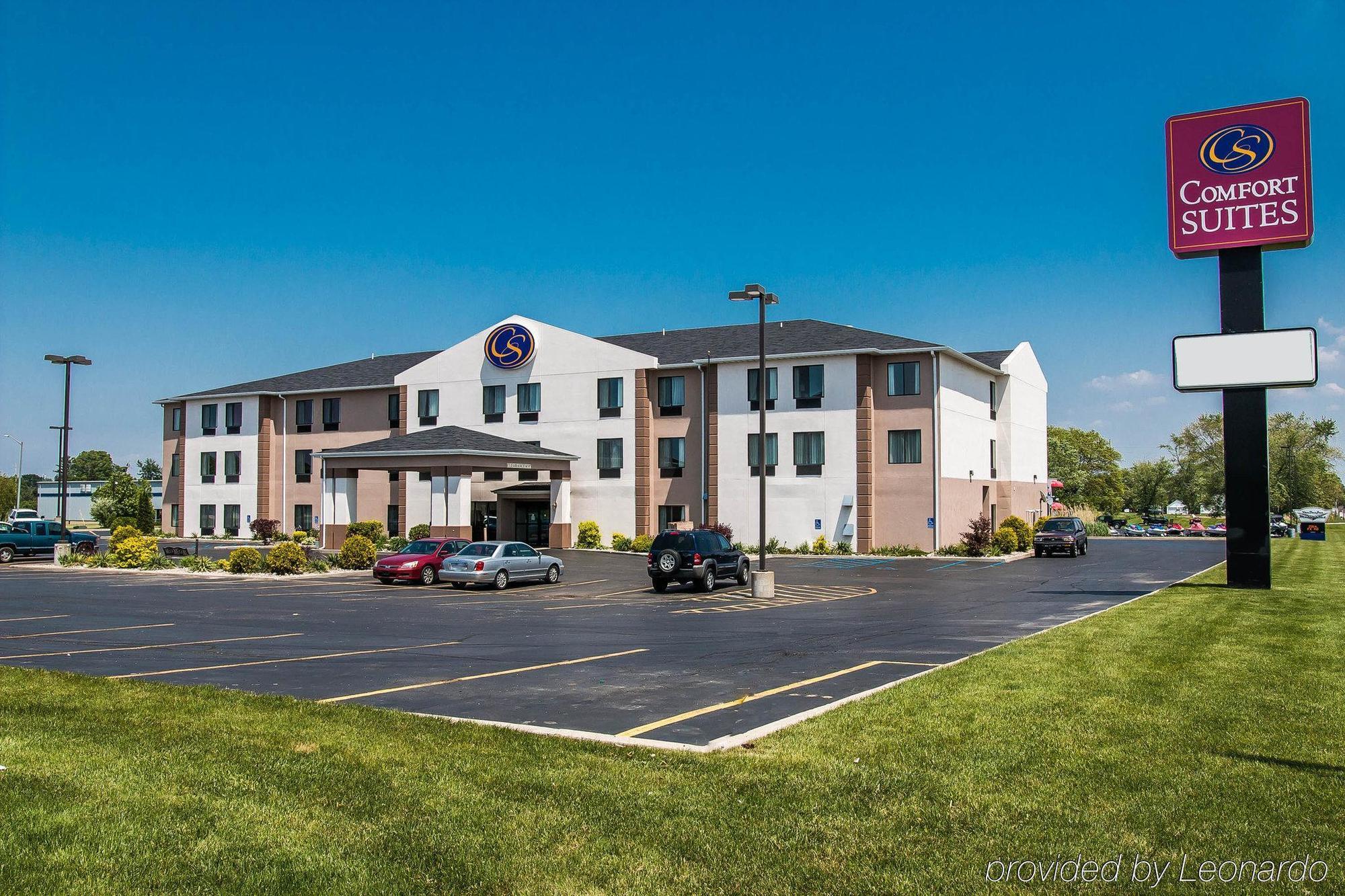 Comfort Suites South Haven Near I-96 Dış mekan fotoğraf