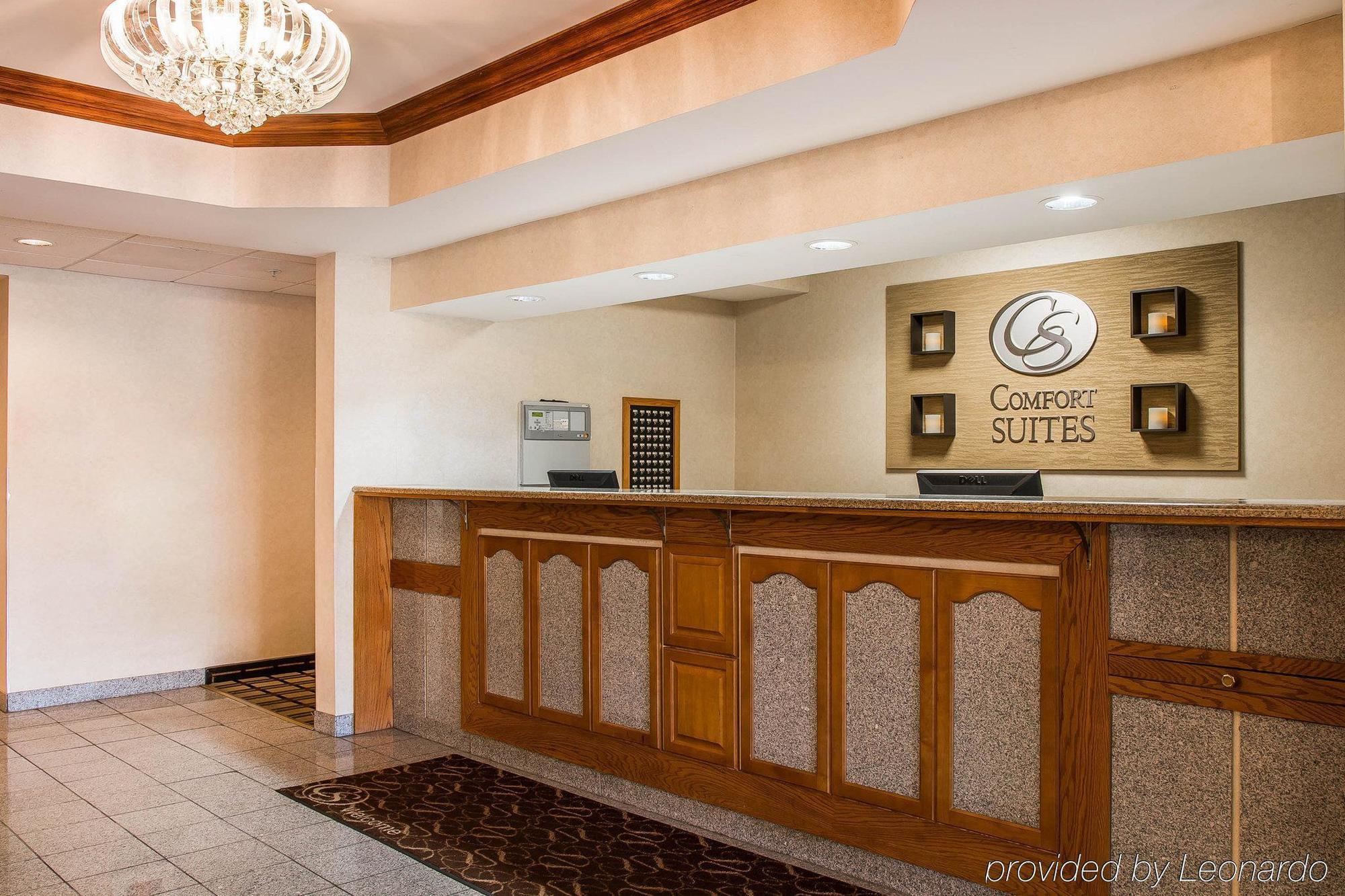Comfort Suites South Haven Near I-96 Dış mekan fotoğraf