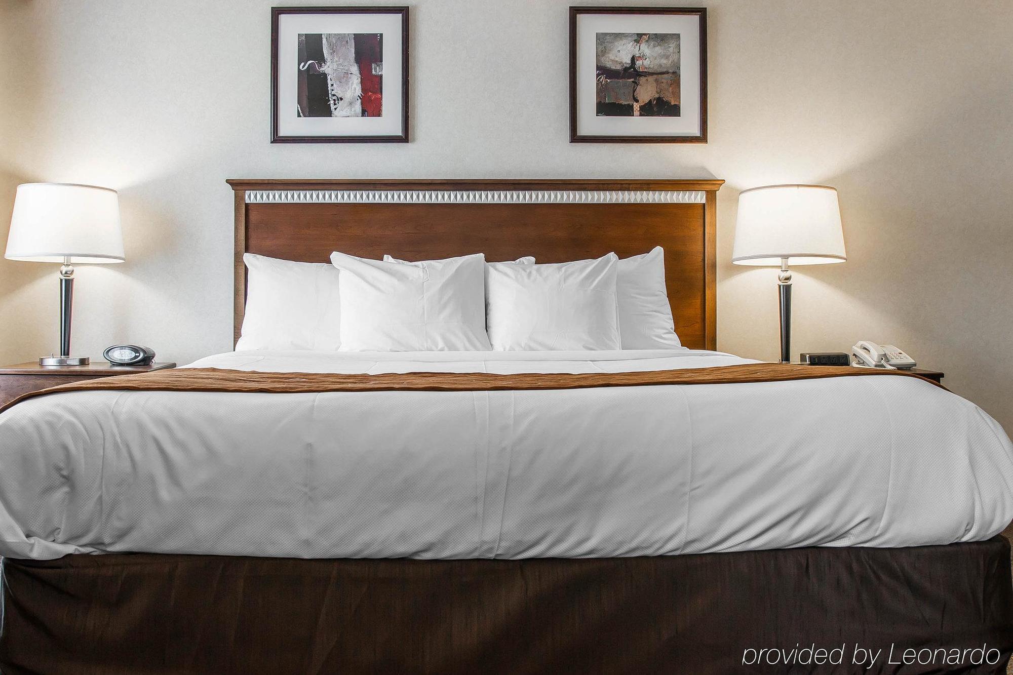 Comfort Suites South Haven Near I-96 Dış mekan fotoğraf