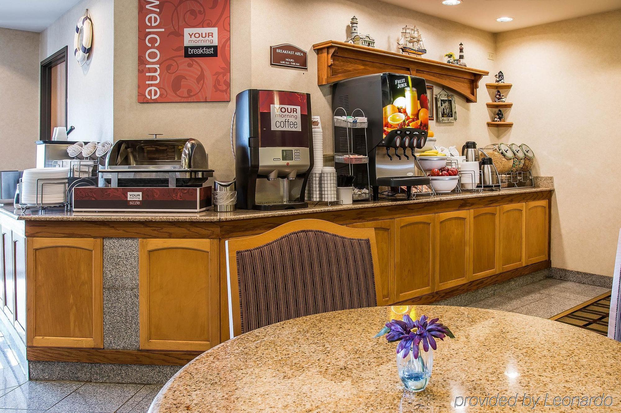 Comfort Suites South Haven Near I-96 Dış mekan fotoğraf